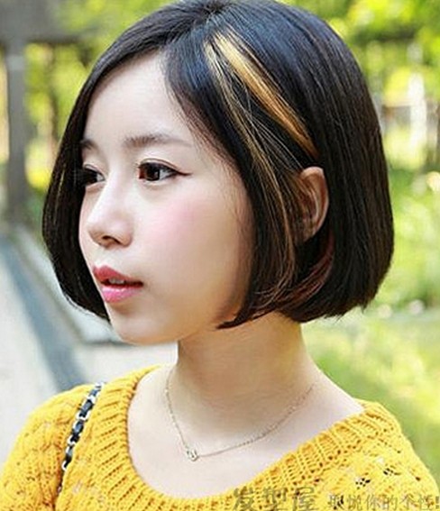 女学生韩版中分短发设计图片[6P]